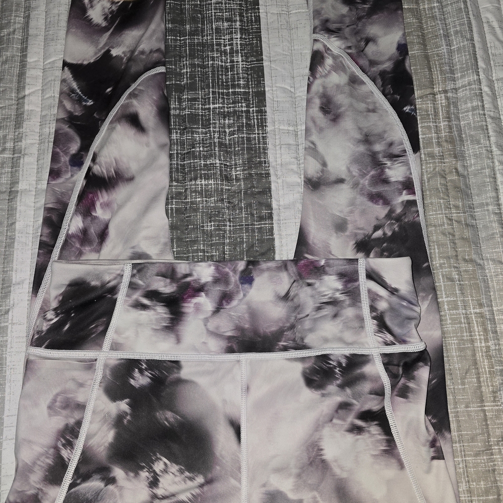 Athleta‎ Sz S Floral Patterned Leggings